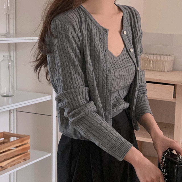 LUNA KNIT